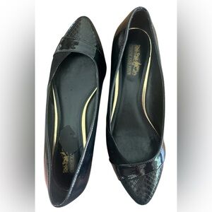COACH & FOUR -Black Patent Flats